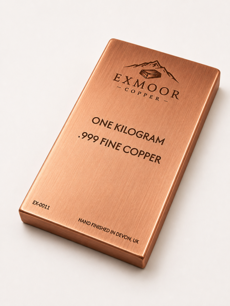 Close-up of a polished plain 1kg solid copper bar
